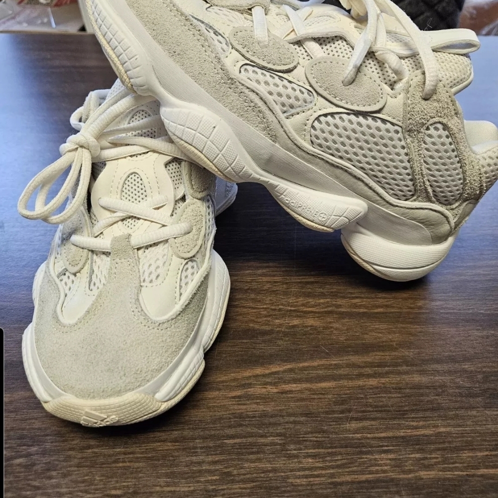 Adidas Yeezy 500 Bone White Size 4 2023 ID5114 EXCELLENT CONDITION!